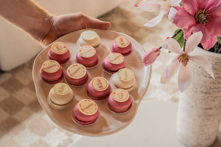 Geboorte macarons - Baby on the way - Roze - 12 stuks GeboorteMacarons