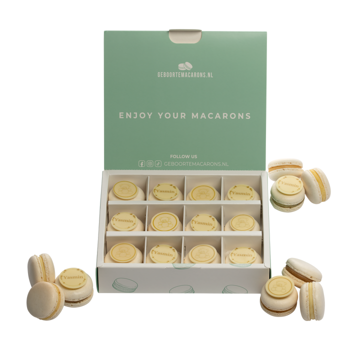 Geboorte macarons wit/ beige beertjes & naam gemixt - 12 stuks GeboorteMacarons