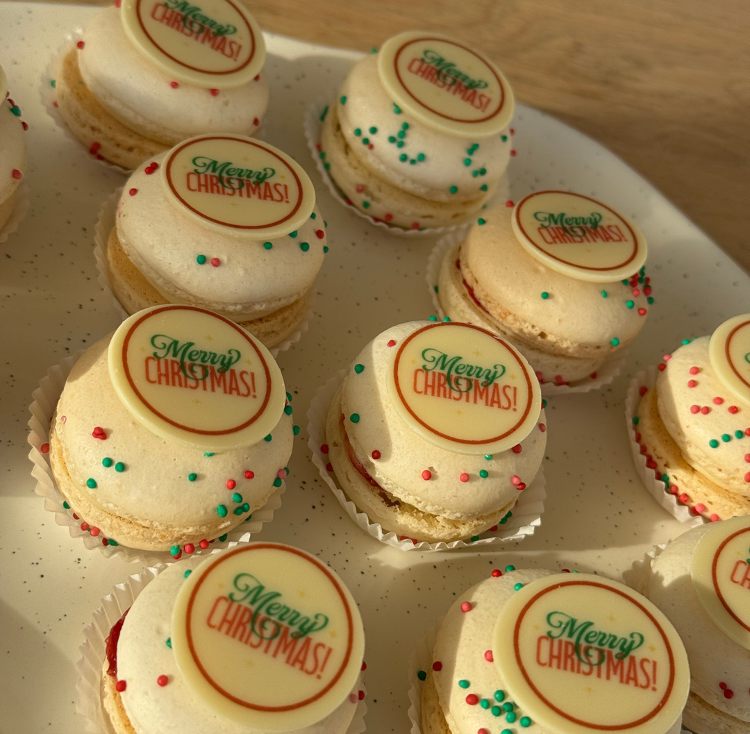 Kerstmacarons Merry Christmas - 12 stuks Geboortemacarons